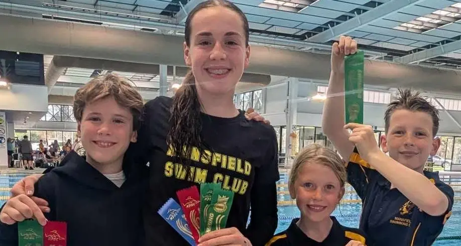 Ribbons and records at annual meet