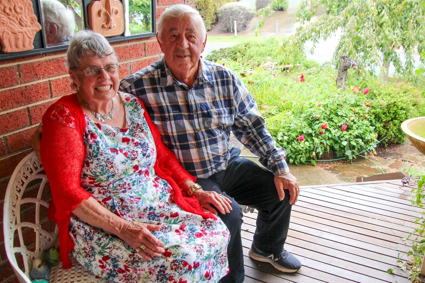 BONDED: Rita and Tom Tomic celebrating 60 years of marriage in their garden. PHOTO: Lynn Elder