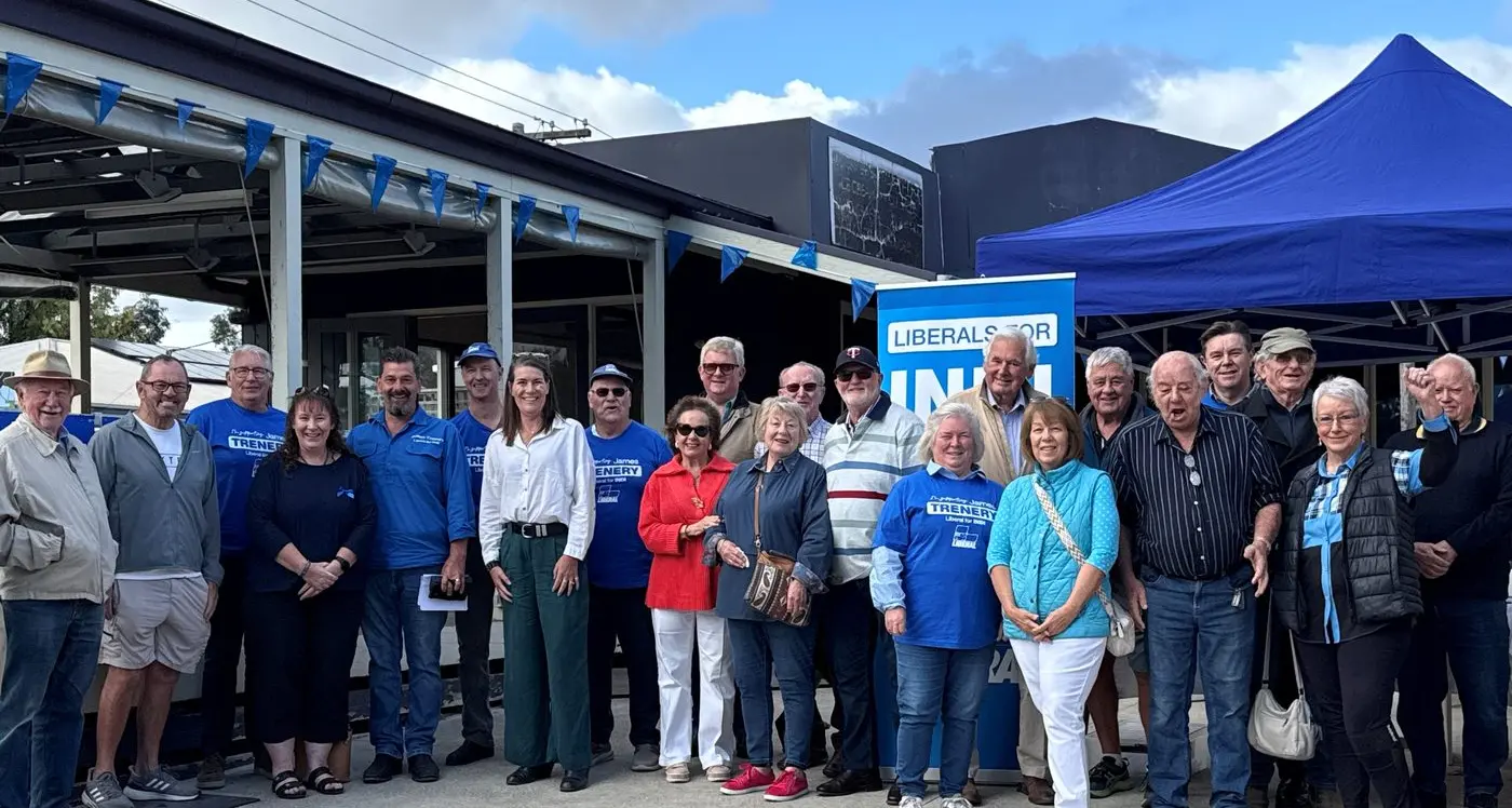 Liberal 'pop up' campaign office opens at Witches Brew site