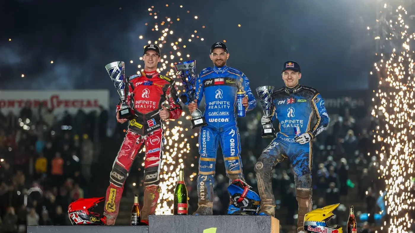 Fricke sends strong message