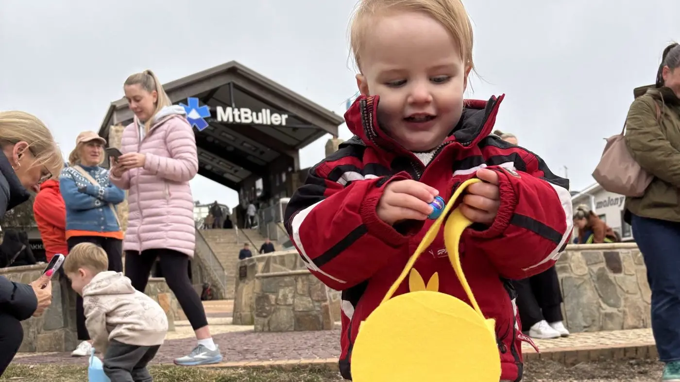 Easter bunny brings the crowds for long weekend