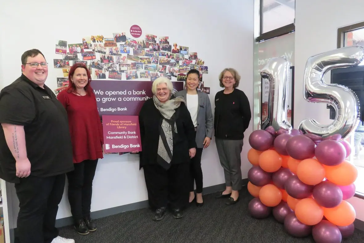 NEW KIOSK: Community Bank, Mansfield Library & Friends of the Library (from left) Ryan Daykin (Branch Manager, Community Bank), Justine Shelton (Coordinator Library Services Mansfield Shire Council), Liz Clarke (Friends of the Mansfield Library Inc) and Community Bank\\'s Isadora Tirtowalujo and Clare Ridler. Id:29572