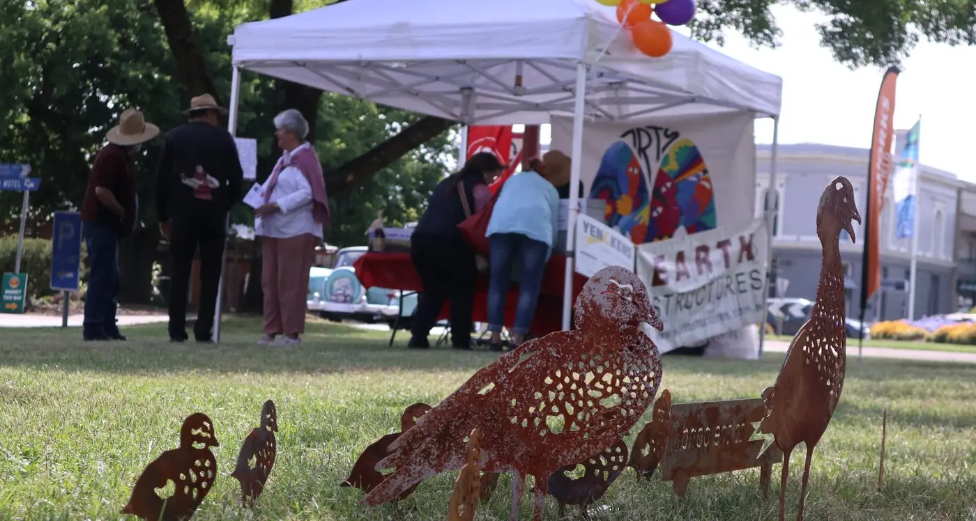 Median to Rare celebrates local sculptors
