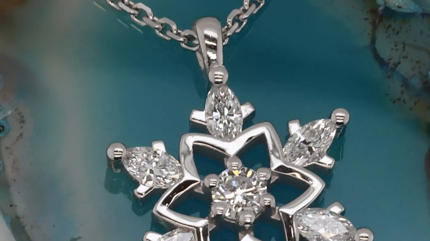A gem of a store, Angela Cunningham Jewellery brings bespoke design to Mansfield