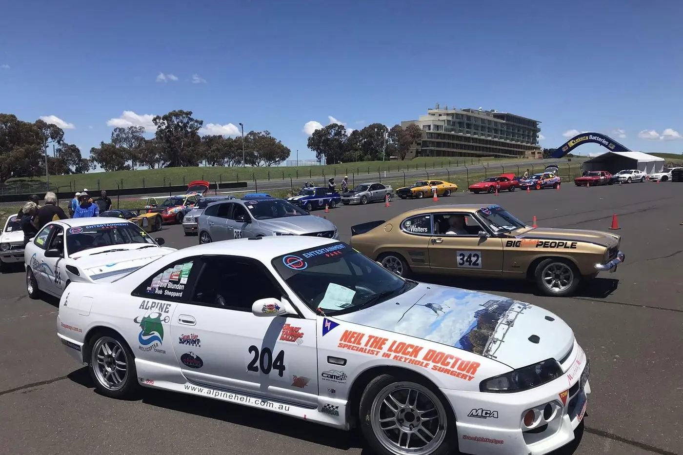 RUBBER DUST: Dave Blunden edged ahead of last year\\'s time with 2:41:9 in his Targa prepped Skyline. Id:35313