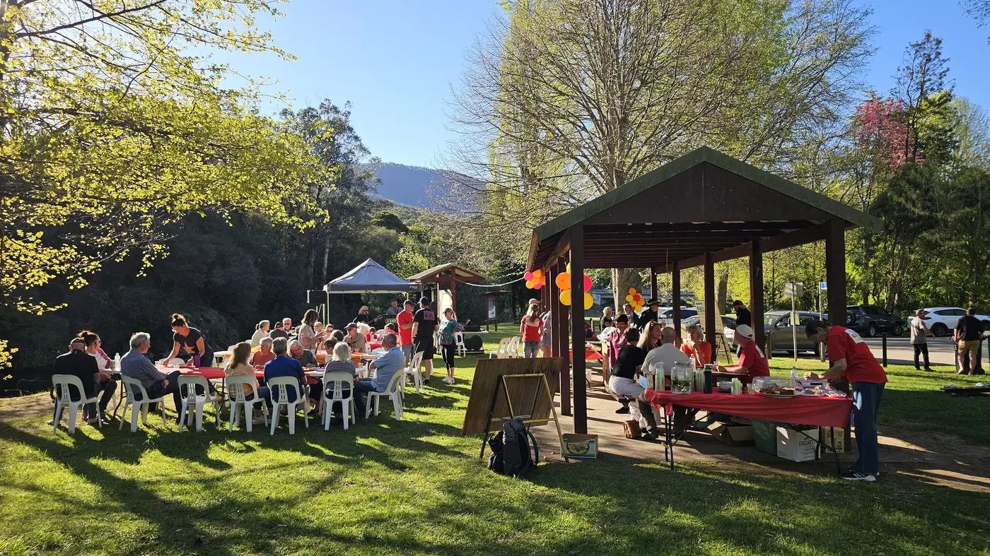 Jamieson Autumn Festival volunteers celebrated by the river