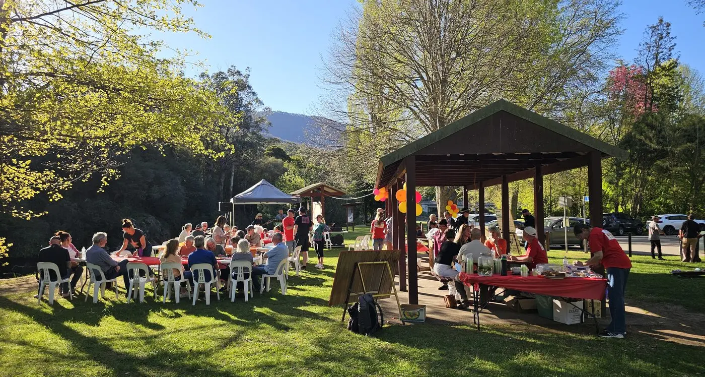 Jamieson Autumn Festival volunteers celebrated by the river