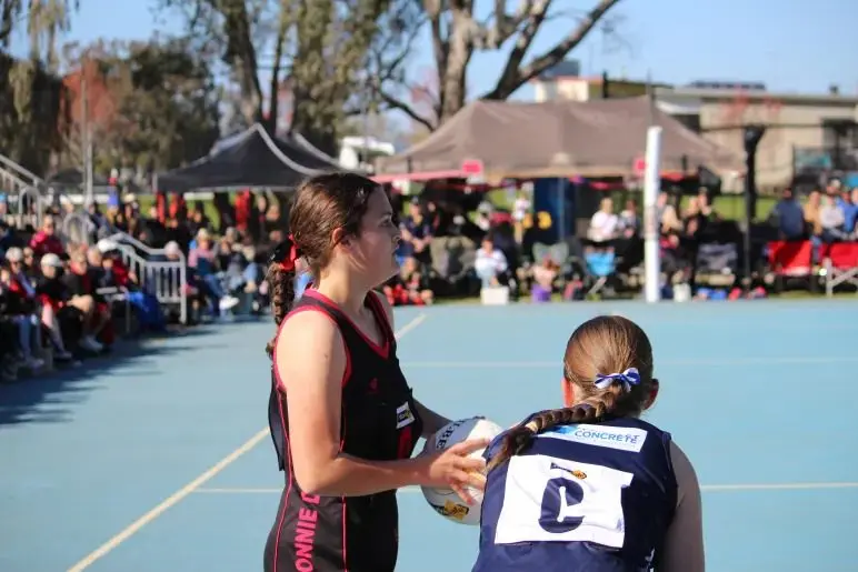 STRENGTH TO STRENGTH: U15\\u2019s Captain Amy Cash celebrated her fiftieth game for the Bomberette\\'s at the weekend. PHOTO: Samuel O\\'Brien