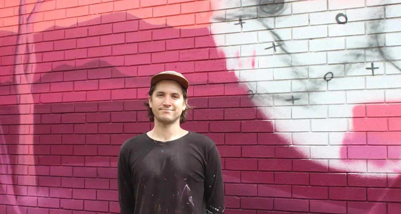 New mural lights up High St