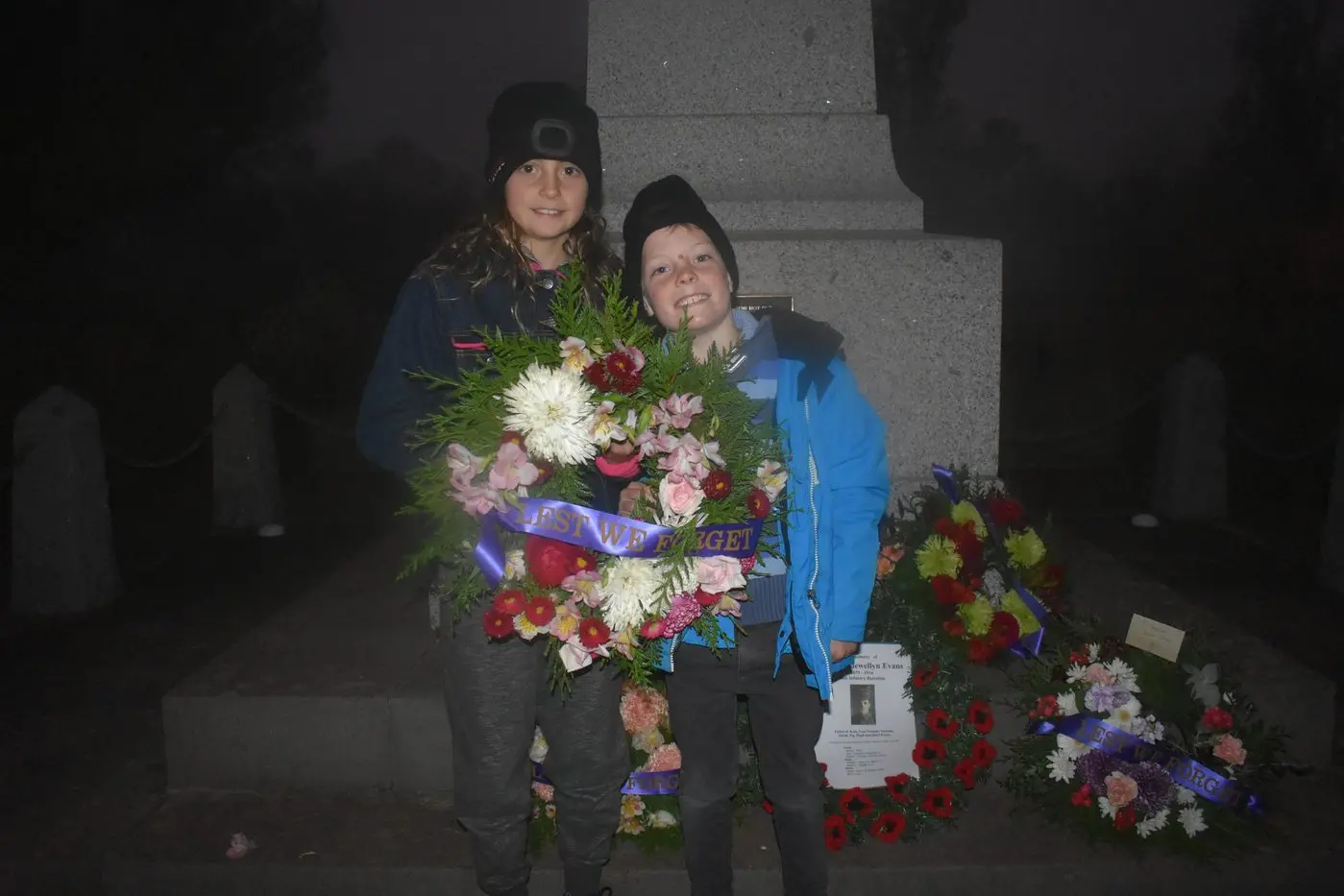 YOUNG BEARERS: Laying a wreath at the Bonnie Doon dawn service on behalf of Member for Eildon Cindy McLeish were Matilda (left) and Benjamin Evans. PHOTOS: Pam Zierk\\u2013Mahoney Id:40489