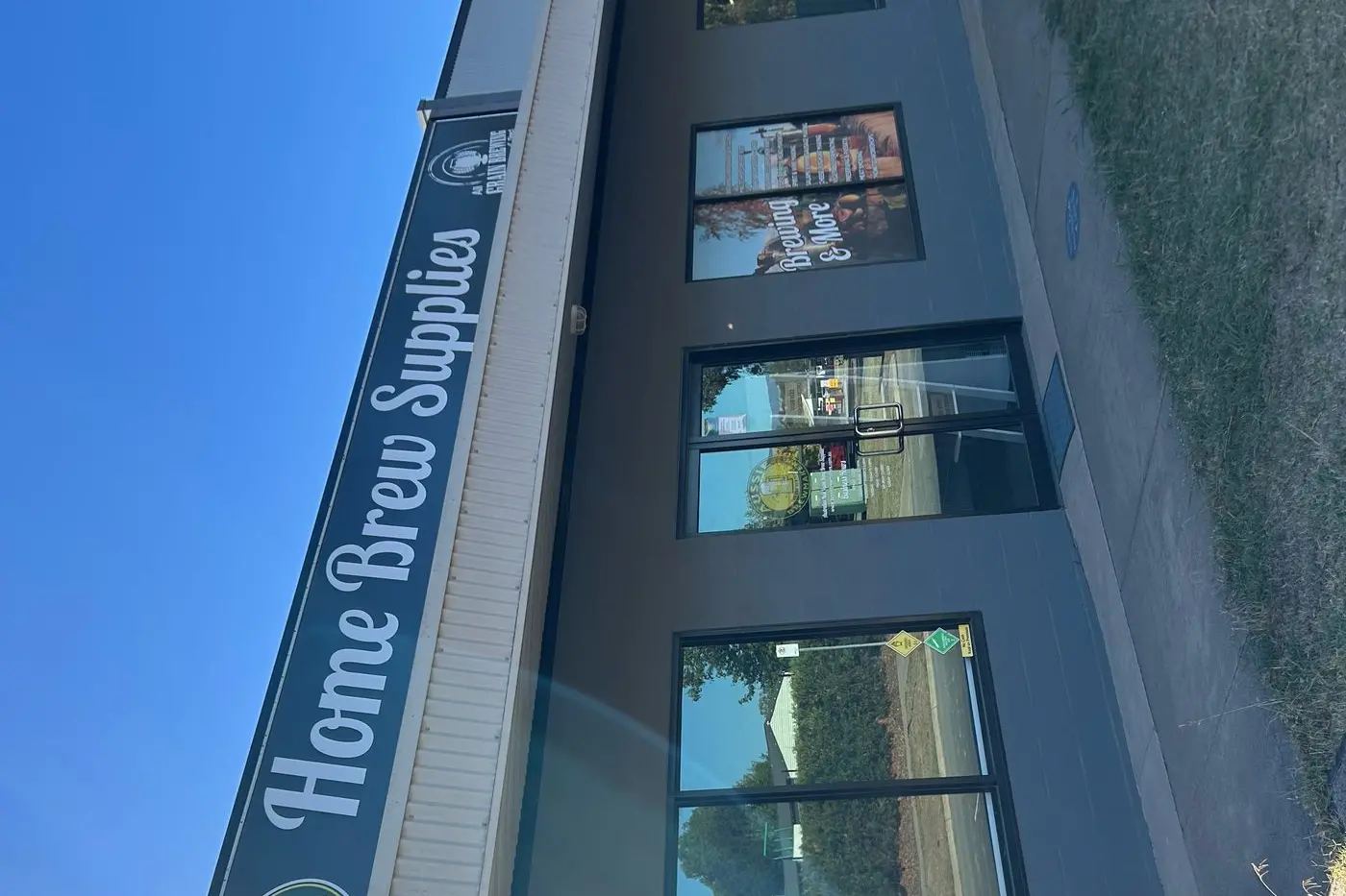 AUSSIE BREWMAKERS\\' EVOLUTION: Shifting to online retail and a streamlined warehouse outlet to better serve customers.