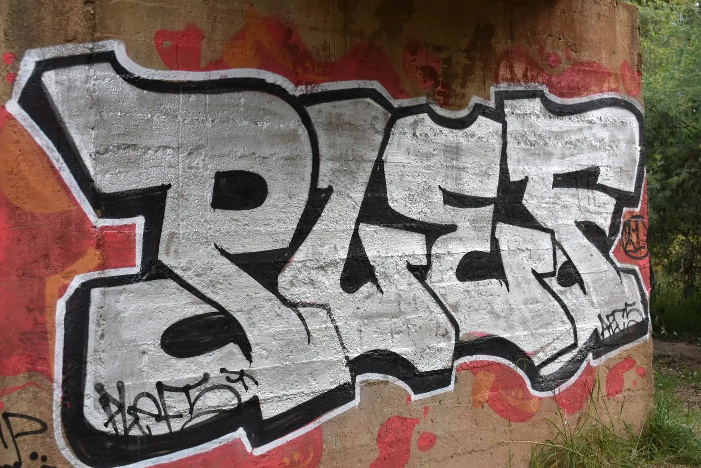 WHO\\u2019S THIS?: Distinctive in its lettering and design several pieces of graffiti under Brack\\u2019s Bridge at Goughs Bay may be able to be recognised by their \\u2018tags\\u2019 signed by the artist as AEC.