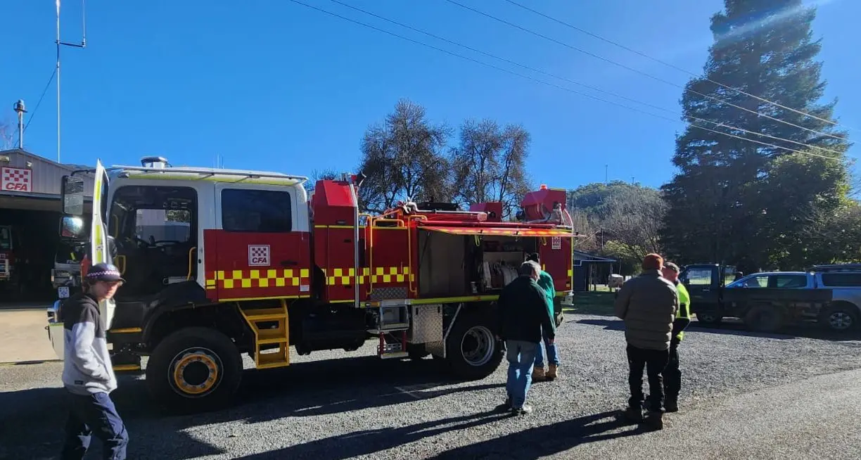 Jamieson CFA trains, tackles fires