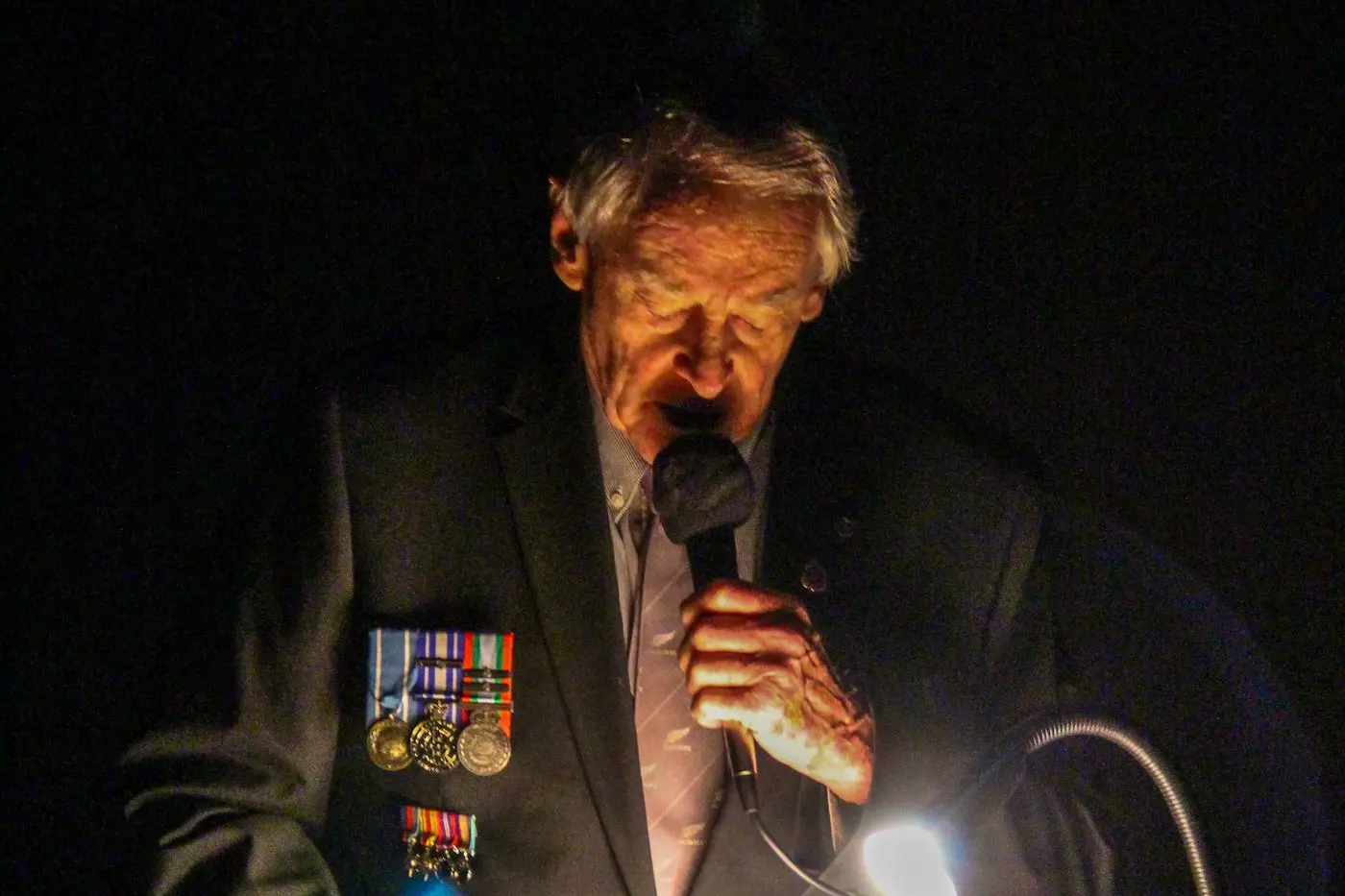 MARKING 110 YEARS: Mansfield RSL member Bill Cummins provided the dawn service address which described the horrific day when our troops landed at Gallipoli. PHOTO: Lynn Elder