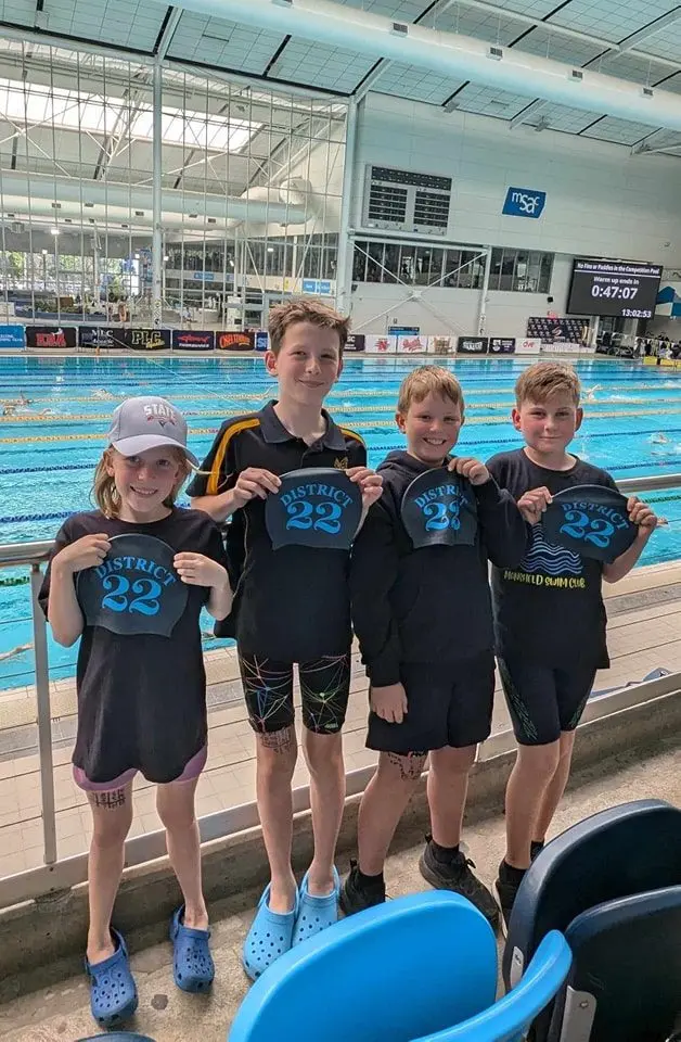Mansfield swimmers shine in Melbourne and Albury