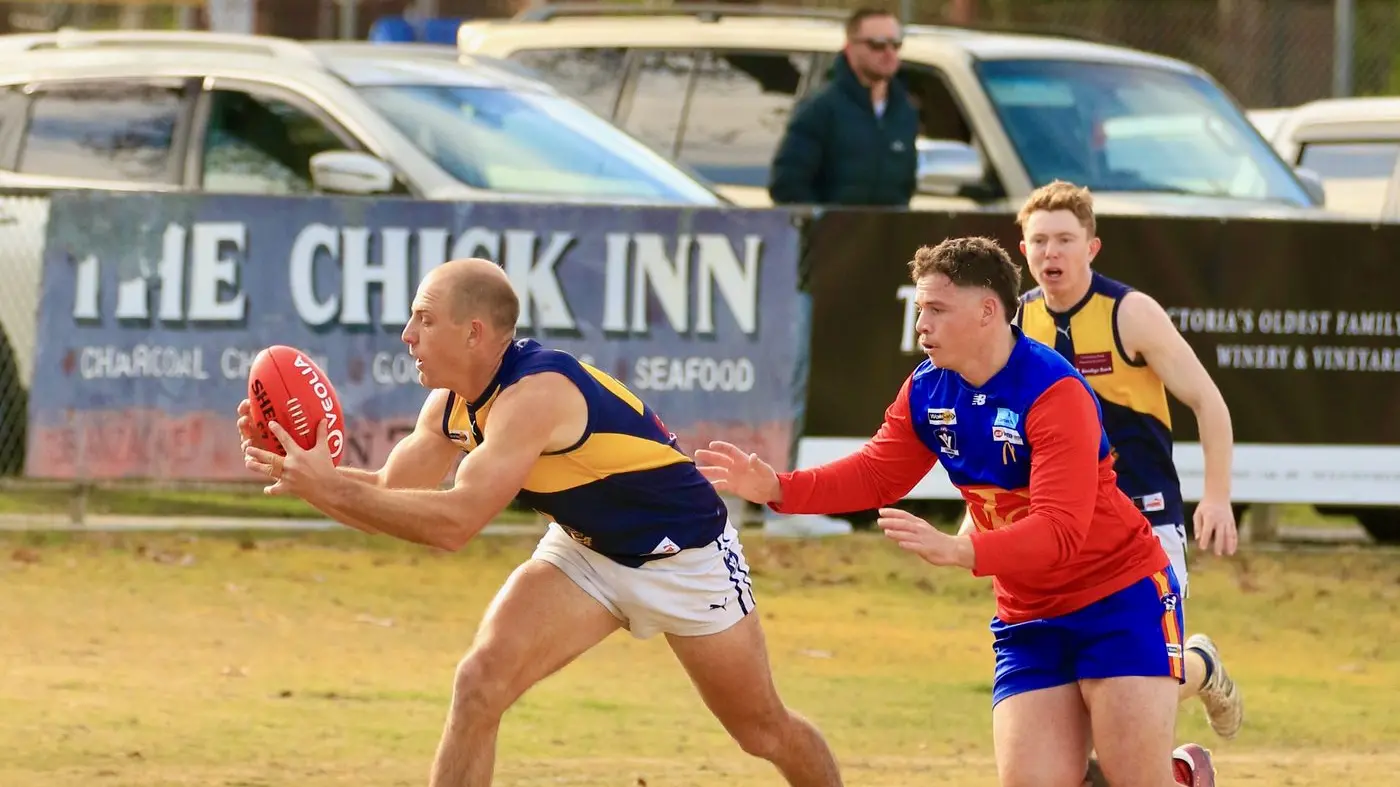 Eagles swoop in second-half surge