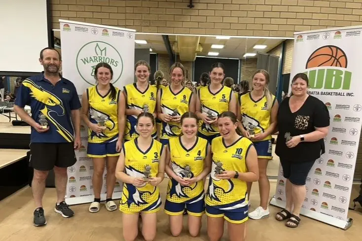 Golden GIRLS SHINE:( from left) Coach Andrew Murray, Isabelle Byrne,  Tilly Thornton, Jaspa Robinson, Molly Judge, Stella Brakels, Team Manager Lisa Judge, Bri Weight, Demi Murray, and Jess Dolling.