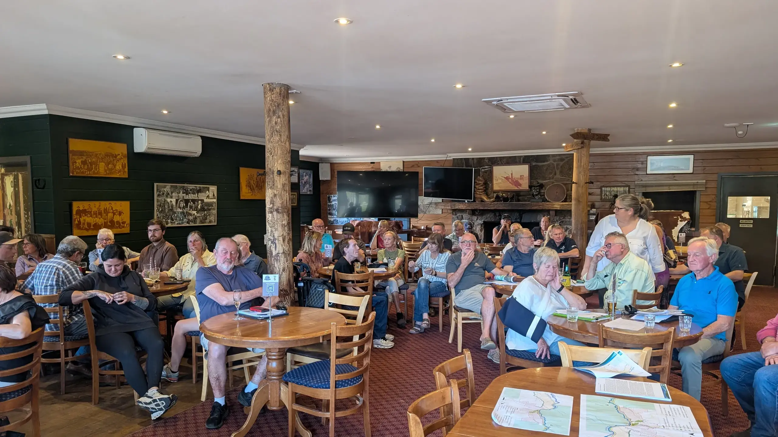 Merrijig turns out in force to discuss Delatite Valley Plan