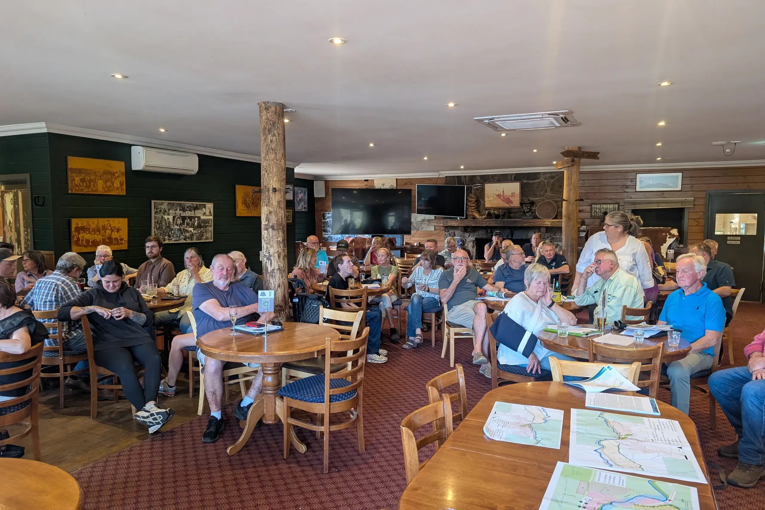 <p>Residents gathered at the Merrijig Hunt Club Hotel for a council-hosted drop-in session </p>\\n