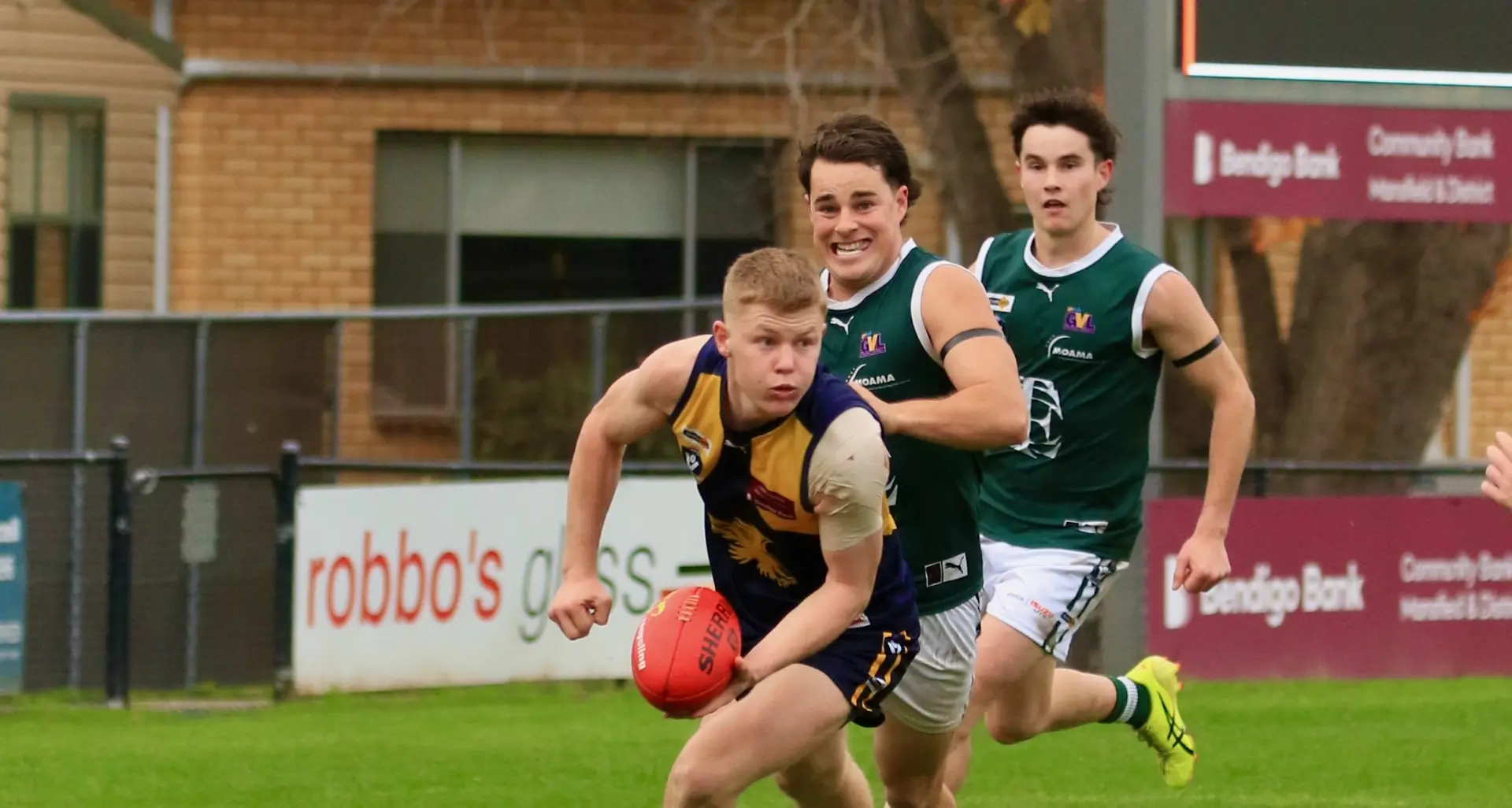 Echuca manages the win on Mansfield soil