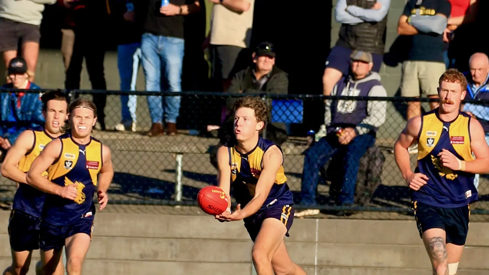 Mansfield host hot Tigers