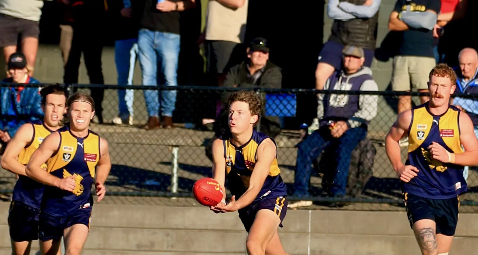 Mansfield host hot Tigers